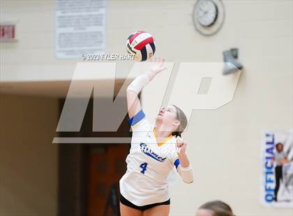 Thumbnail 3 in Carmel vs. Assumption photogallery.