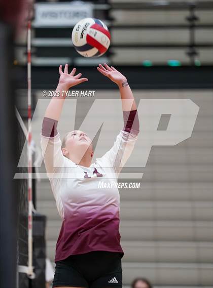 Thumbnail 2 in Carmel vs. Assumption photogallery.