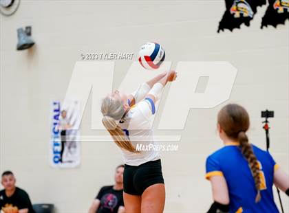 Thumbnail 1 in Carmel vs. Assumption photogallery.