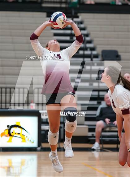 Thumbnail 1 in Carmel vs. Assumption photogallery.