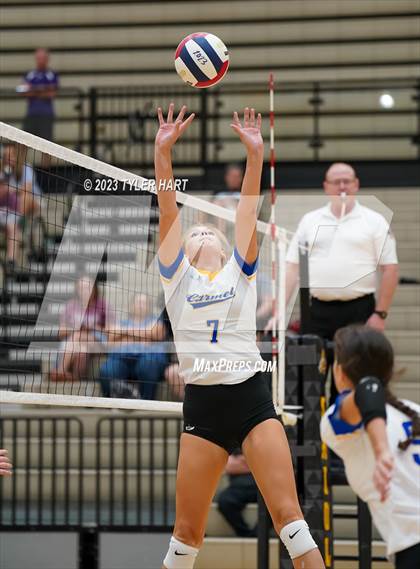 Thumbnail 1 in Carmel vs. Assumption photogallery.