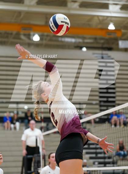 Thumbnail 1 in Carmel vs. Assumption photogallery.