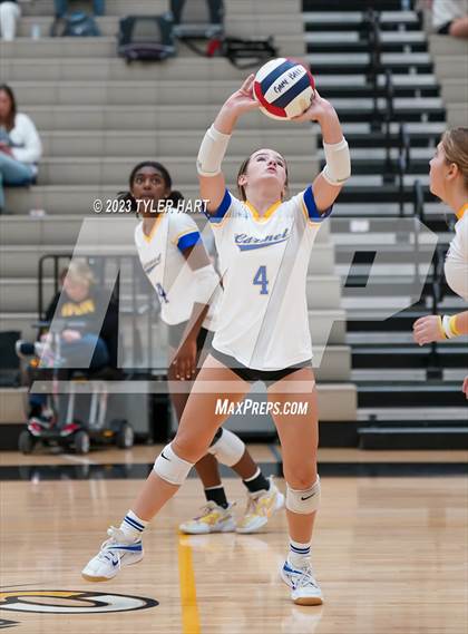 Thumbnail 1 in Carmel vs. Assumption photogallery.