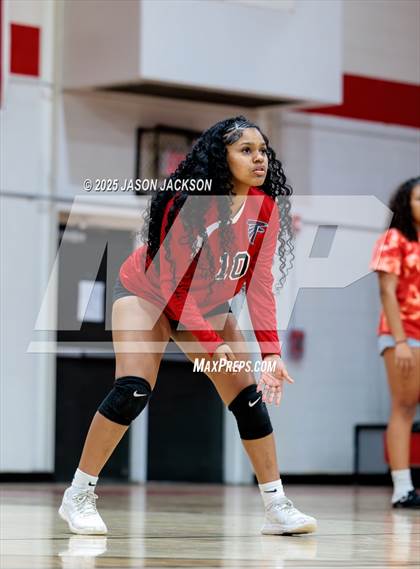Thumbnail 1 in Seventy-First @ Hoke County photogallery.