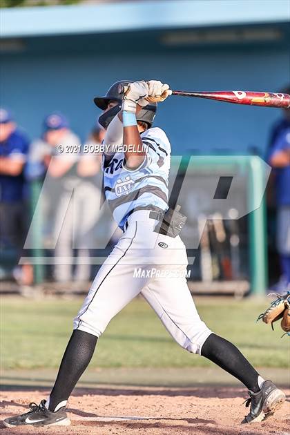Thumbnail 2 in Clovis High @ Clovis North photogallery.