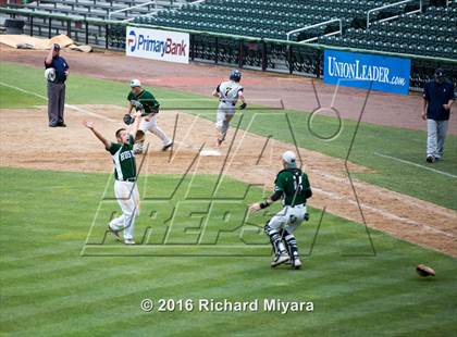 Thumbnail 2 in Bow vs. Monadnock (NHIAA Division 3 Final) photogallery.