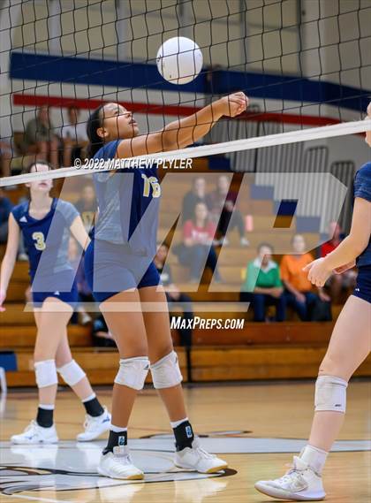 Thumbnail 3 in Lee County vs Terry Sanford (NCHSAA 2A - First Round) photogallery.