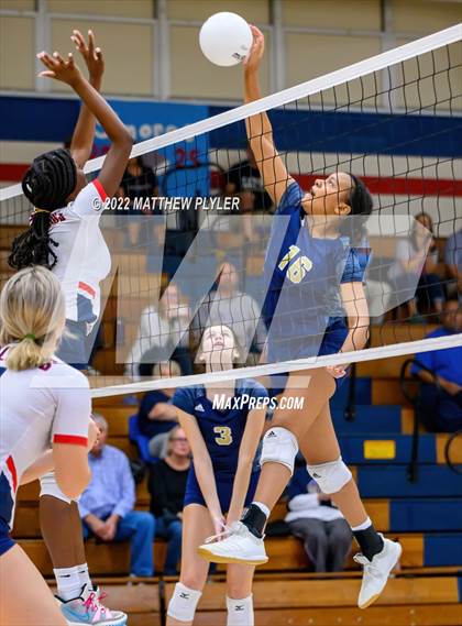 Thumbnail 3 in Lee County vs Terry Sanford (NCHSAA 2A - First Round) photogallery.