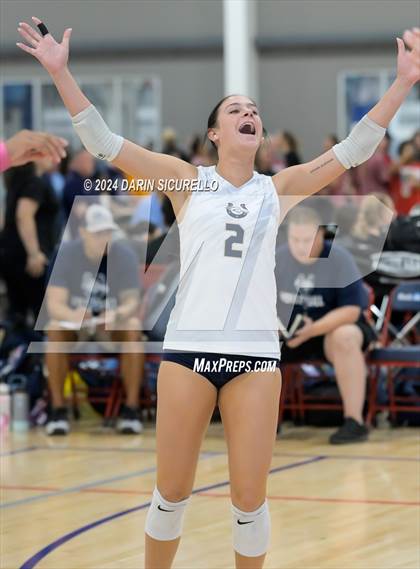 Thumbnail 1 in Vista Murrieta vs Sacred Heart Prep (Nike TOC Southwest) photogallery.