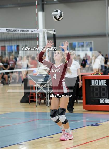 Thumbnail 3 in Vista Murrieta vs Sacred Heart Prep (Nike TOC Southwest) photogallery.