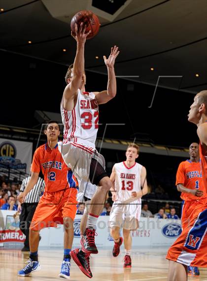 Thumbnail 2 in Redondo Union vs. Westlake (CIF SS D2A Final) photogallery.