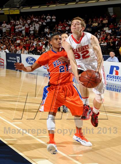 Thumbnail 2 in Redondo Union vs. Westlake (CIF SS D2A Final) photogallery.