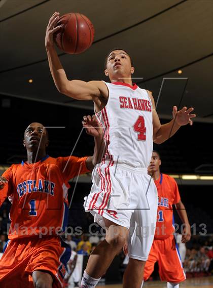 Thumbnail 1 in Redondo Union vs. Westlake (CIF SS D2A Final) photogallery.