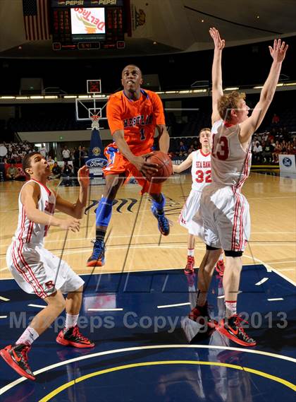 Thumbnail 2 in Redondo Union vs. Westlake (CIF SS D2A Final) photogallery.