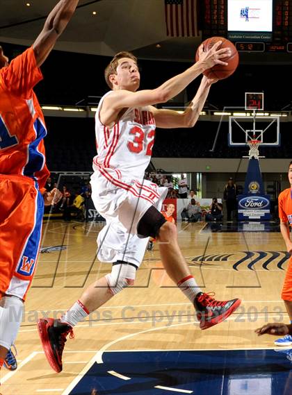 Thumbnail 2 in Redondo Union vs. Westlake (CIF SS D2A Final) photogallery.