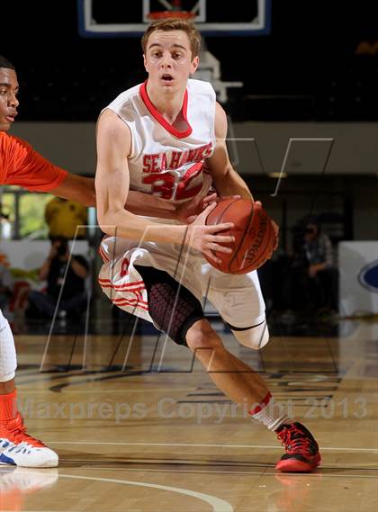 Thumbnail 2 in Redondo Union vs. Westlake (CIF SS D2A Final) photogallery.