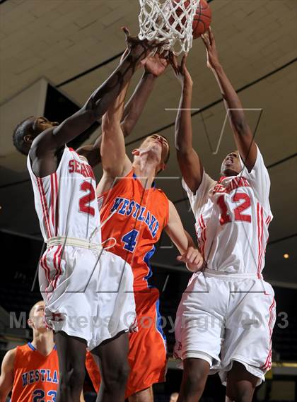 Thumbnail 3 in Redondo Union vs. Westlake (CIF SS D2A Final) photogallery.