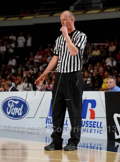 Thumbnail 1 in Redondo Union vs. Westlake (CIF SS D2A Final) photogallery.
