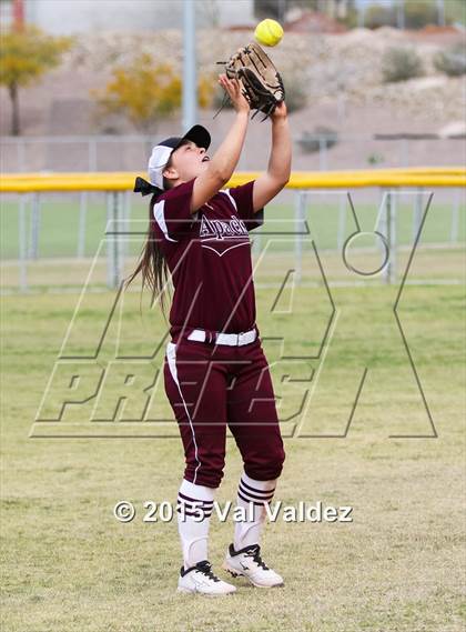 Thumbnail 2 in Cholla vs Nogales (Tucson Badger Invitational) photogallery.