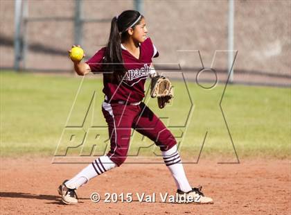 Thumbnail 2 in Cholla vs Nogales (Tucson Badger Invitational) photogallery.