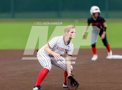 Thumbnail 2 in Petrolia @ Muenster (UIL Softball 2A Region 2 Quarterfinal) photogallery.
