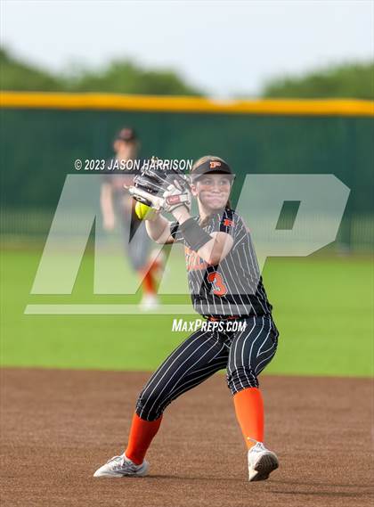 Thumbnail 2 in Petrolia @ Muenster (UIL Softball 2A Region 2 Quarterfinal) photogallery.