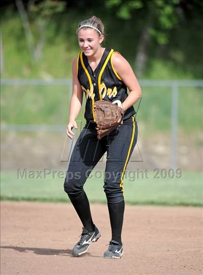 Thumbnail 2 in Del Oro @ Rocklin photogallery.