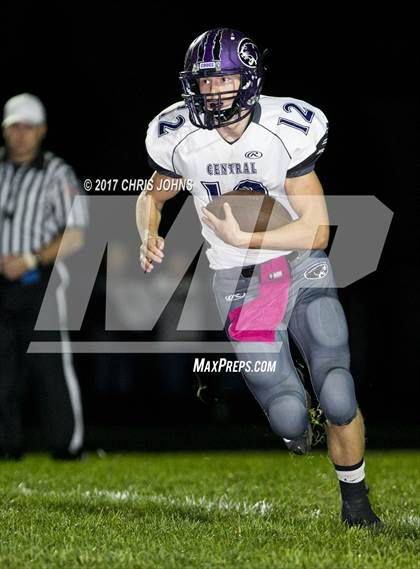 Thumbnail 2 in Breese Central @ Wesclin photogallery.