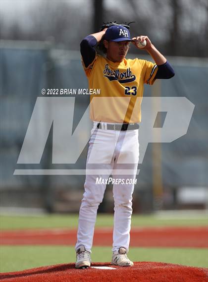 Thumbnail 3 in Saginaw @ Arlington Heights photogallery.