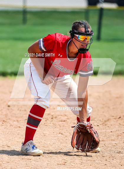 Thumbnail 1 in North Scott vs Waukee (Rick Doran Classic) photogallery.
