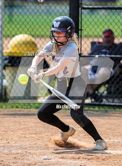 Thumbnail 2 in North Scott vs Waukee (Rick Doran Classic) photogallery.