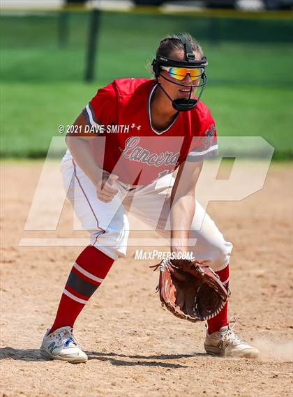 Thumbnail 2 in North Scott vs Waukee (Rick Doran Classic) photogallery.