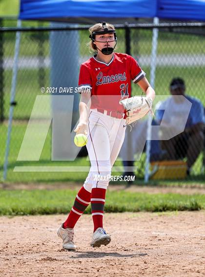 Thumbnail 3 in North Scott vs Waukee (Rick Doran Classic) photogallery.