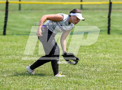 Thumbnail 3 in North Scott vs Waukee (Rick Doran Classic) photogallery.