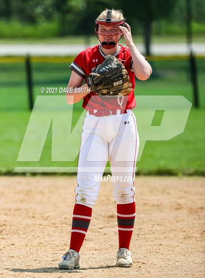 Thumbnail 3 in North Scott vs Waukee (Rick Doran Classic) photogallery.