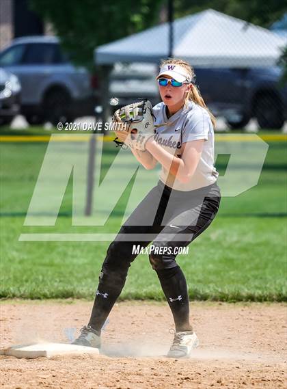Thumbnail 3 in North Scott vs Waukee (Rick Doran Classic) photogallery.