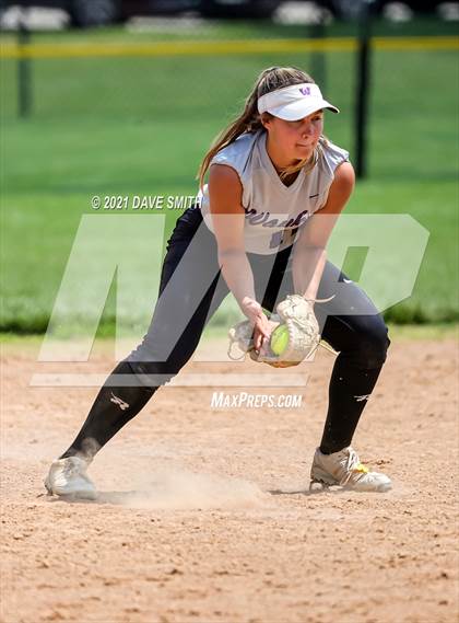 Thumbnail 1 in North Scott vs Waukee (Rick Doran Classic) photogallery.