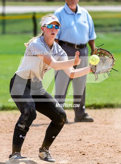 Thumbnail 1 in North Scott vs Waukee (Rick Doran Classic) photogallery.