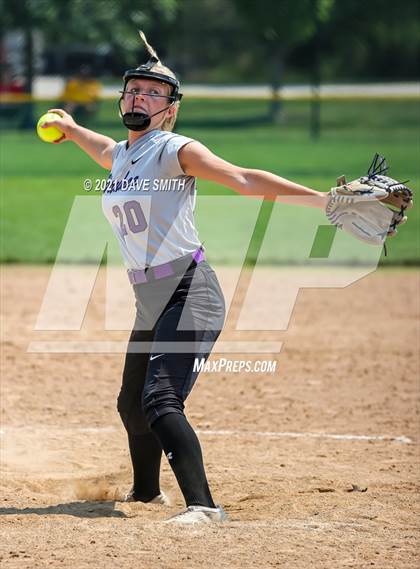 Thumbnail 1 in North Scott vs Waukee (Rick Doran Classic) photogallery.
