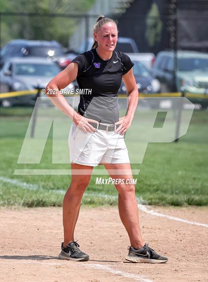 Thumbnail 3 in North Scott vs Waukee (Rick Doran Classic) photogallery.