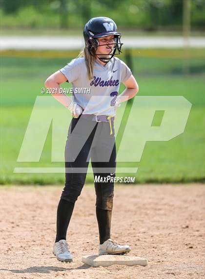 Thumbnail 3 in North Scott vs Waukee (Rick Doran Classic) photogallery.