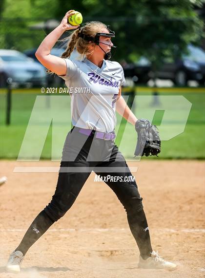 Thumbnail 3 in North Scott vs Waukee (Rick Doran Classic) photogallery.