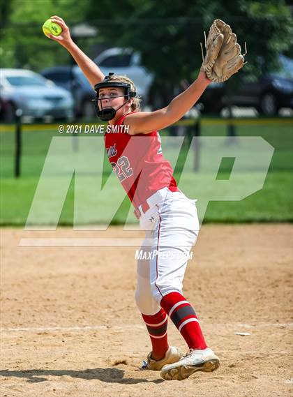 Thumbnail 2 in North Scott vs Waukee (Rick Doran Classic) photogallery.