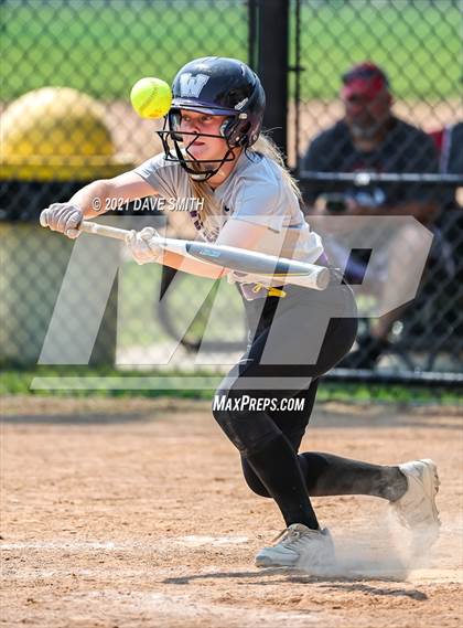 Thumbnail 1 in North Scott vs Waukee (Rick Doran Classic) photogallery.