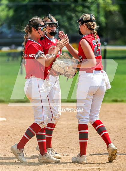 Thumbnail 1 in North Scott vs Waukee (Rick Doran Classic) photogallery.