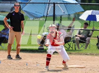 Thumbnail 2 in North Scott vs Waukee (Rick Doran Classic) photogallery.