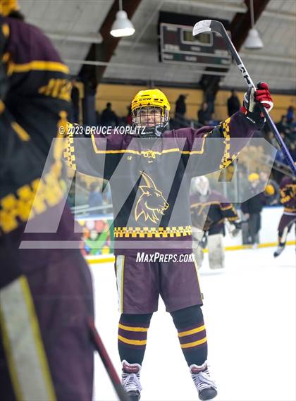 Thumbnail 1 in Westfield vs. Summit (McInnis Cup) photogallery.