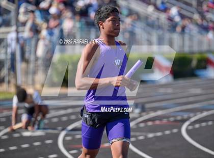 Thumbnail 1 in Dog Pound Invitational (4x100M) photogallery.