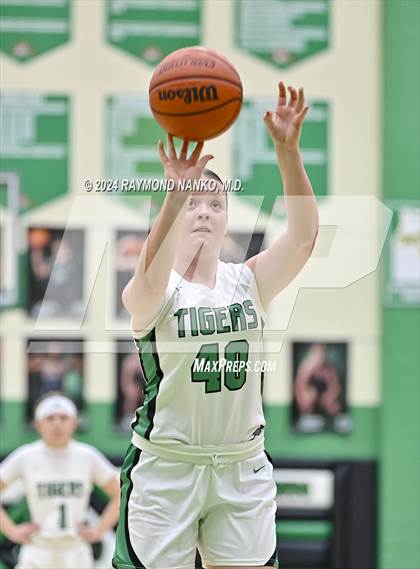 Thumbnail 2 in Pendleton Heights @ Yorktown    photogallery.