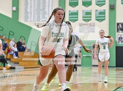 Thumbnail 3 in Pendleton Heights @ Yorktown    photogallery.